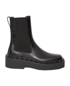 Valentino Garavani Beatle Rockstud M-way Boots