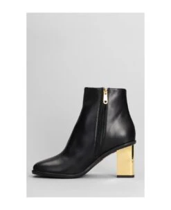 Chloé Rebecca Ankle Boots In Black Leather -Urban Shoes World 6d93dbb174235151ca4a0f261e8dcf76