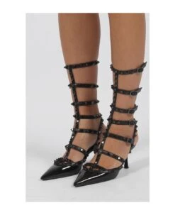 Valentino Garavani Rockstud Pointed Pumps -Urban Shoes World 71eda06f0ad944510866a101b2de5a35