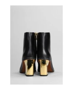 Chloé Rebecca Ankle Boots In Black Leather -Urban Shoes World 90f321e6db4c9d05c233ae77ee53adf4