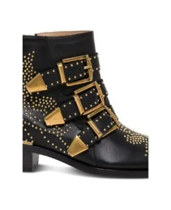 Chloé Woman's Susanna Black Leather Ankle Boots With Studs Detail -Urban Shoes World a20dee65a217cca6a76e67348fcdf829