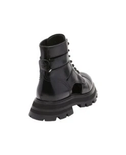 Alexander McQueen Black Wander Ankle Boots With Laces -Urban Shoes World b396f4f8ffc337746b6ad79f3151531a