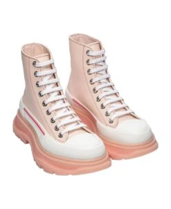 Alexander McQueen Leather Hight-top Sneakers -Urban Shoes World e0b8ec0901f16293826ed53ab54e6320